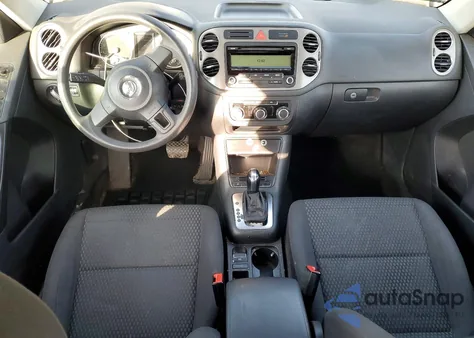 2011 Volkswagen Tiguan S z USA, uszkodzony, nr VIN WVGAV7AX2BW515796